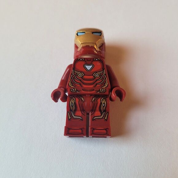 LEGO Marvel Iron Man Minifigure – Pearl Gold Armor (Used) - Picture 4 of 4